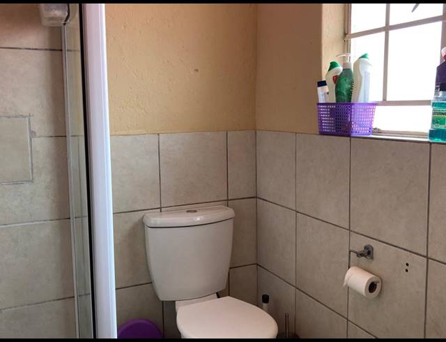 1 BEDROOM APARTMENT FOR SALE IN RUSTENBURG CENTRAL